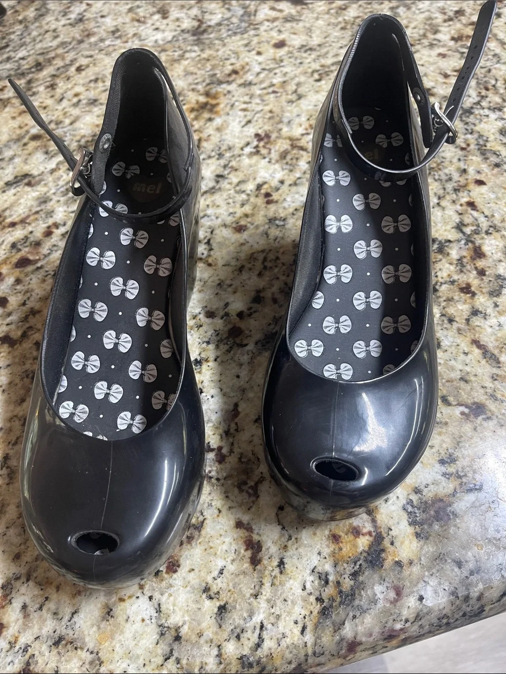 Black Women's Ankle-Strap Jelly Pumps
